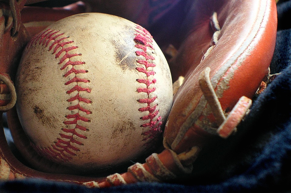softball 1354947 960 720