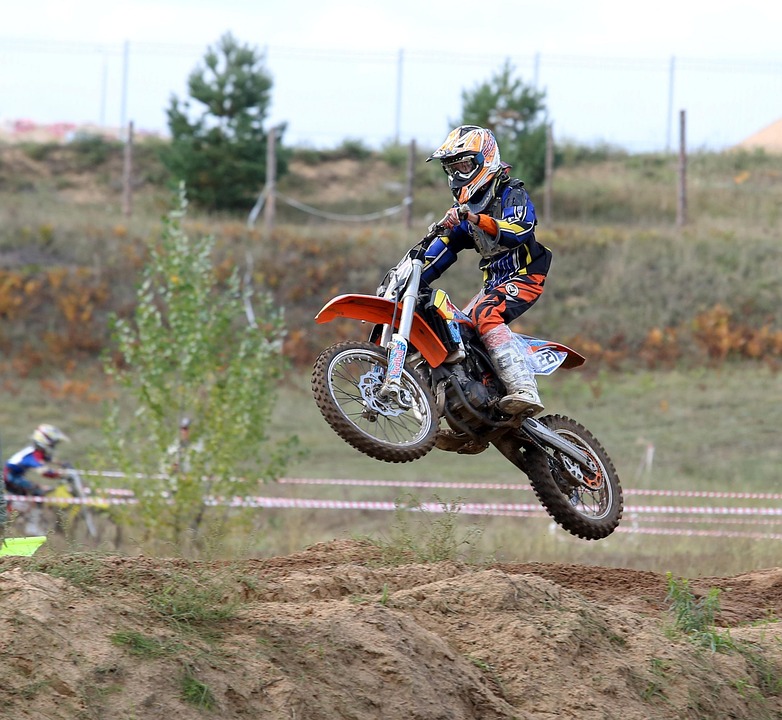 motorcycles 1724033 960 720